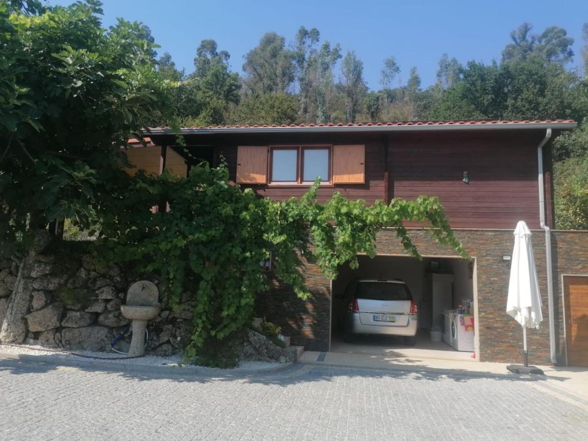 Kombi House Terras de Bouro Exterior foto